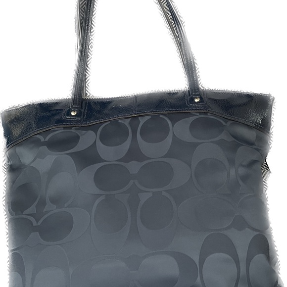 COACH NYLON BAG IN NAVY - Picture 6 of 16